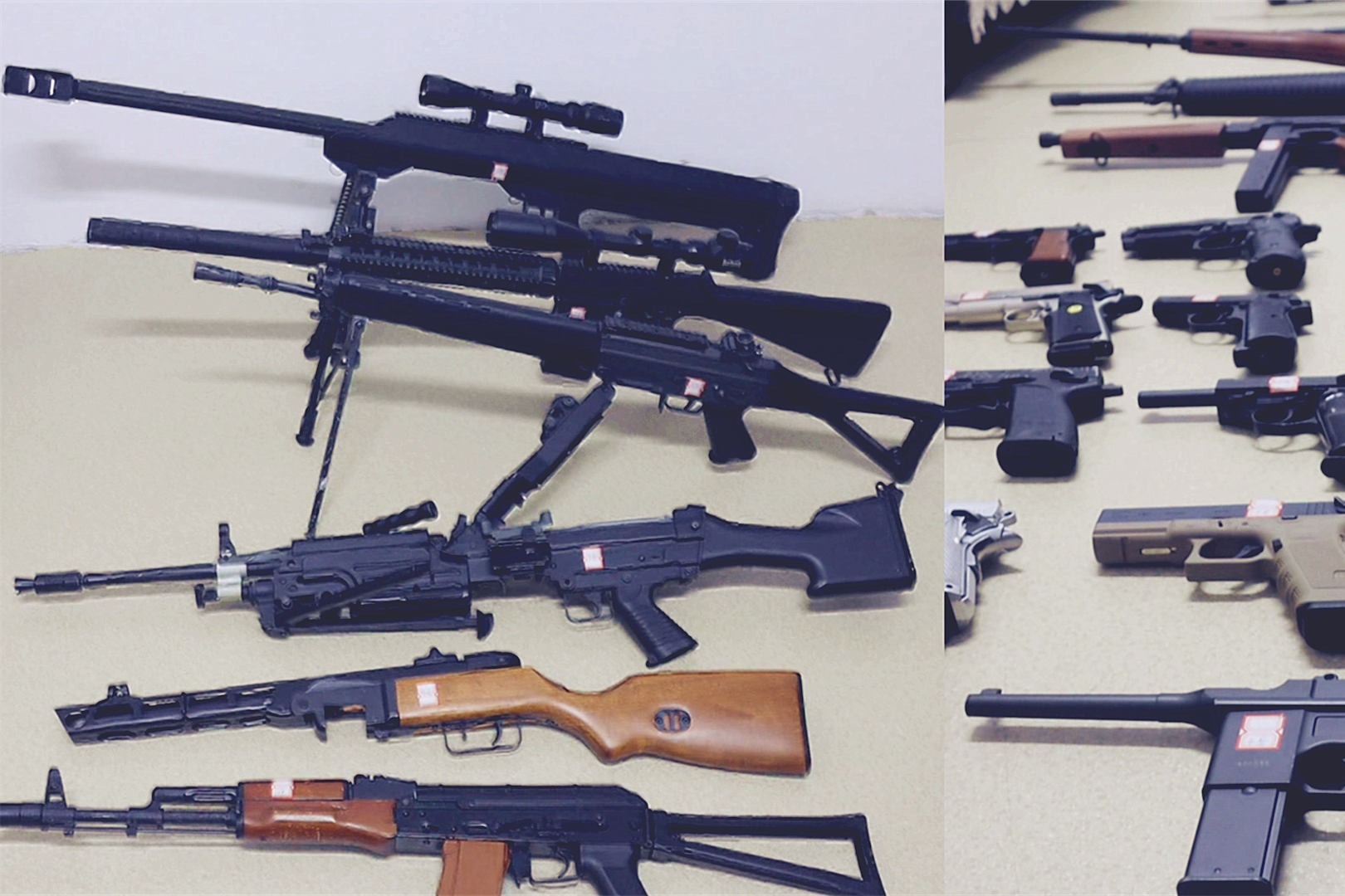 实拍吉林警方在一男子家中搜出225把枪各种型号都全了