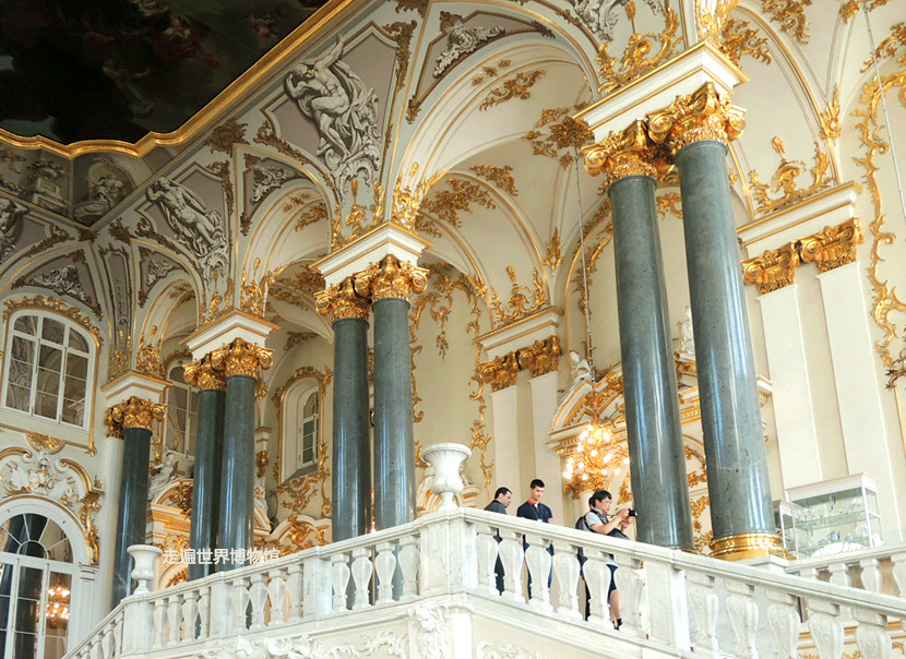 俄罗斯皇宫中的这座楼梯,堪称全世界壕梯之最
