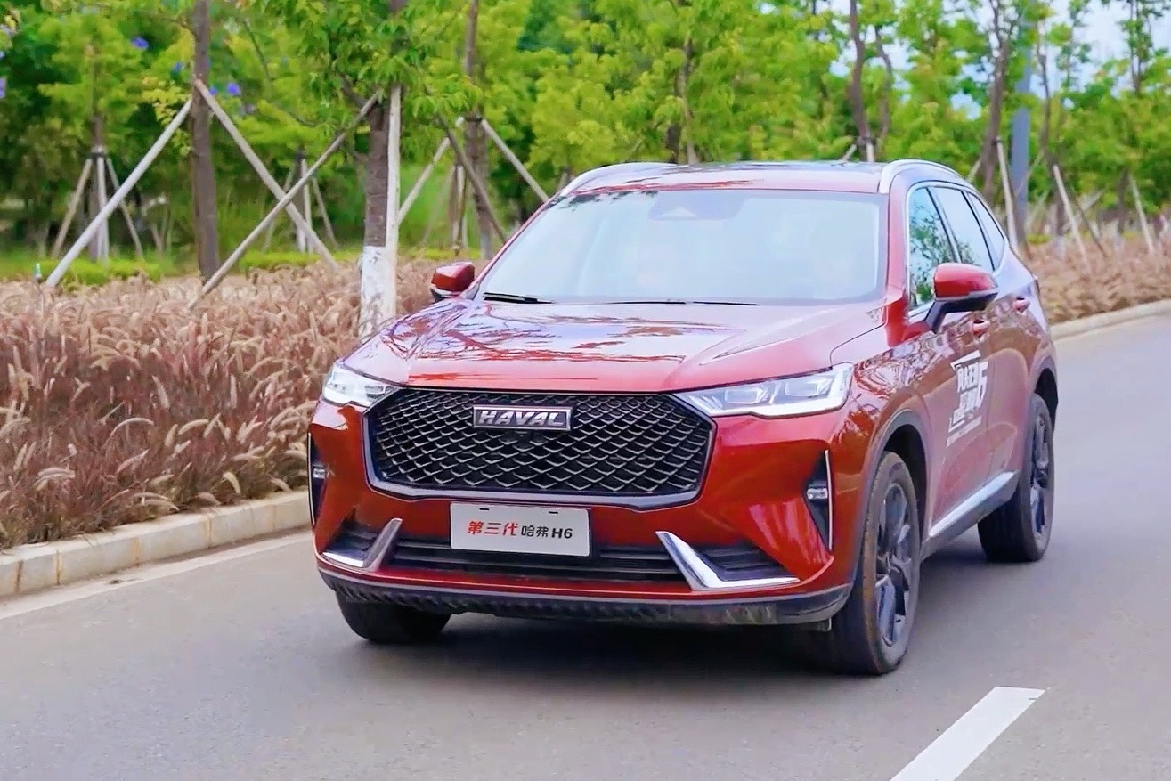 第三代哈弗h6 2.0t车型实际体验如何,看看她怎么说?
