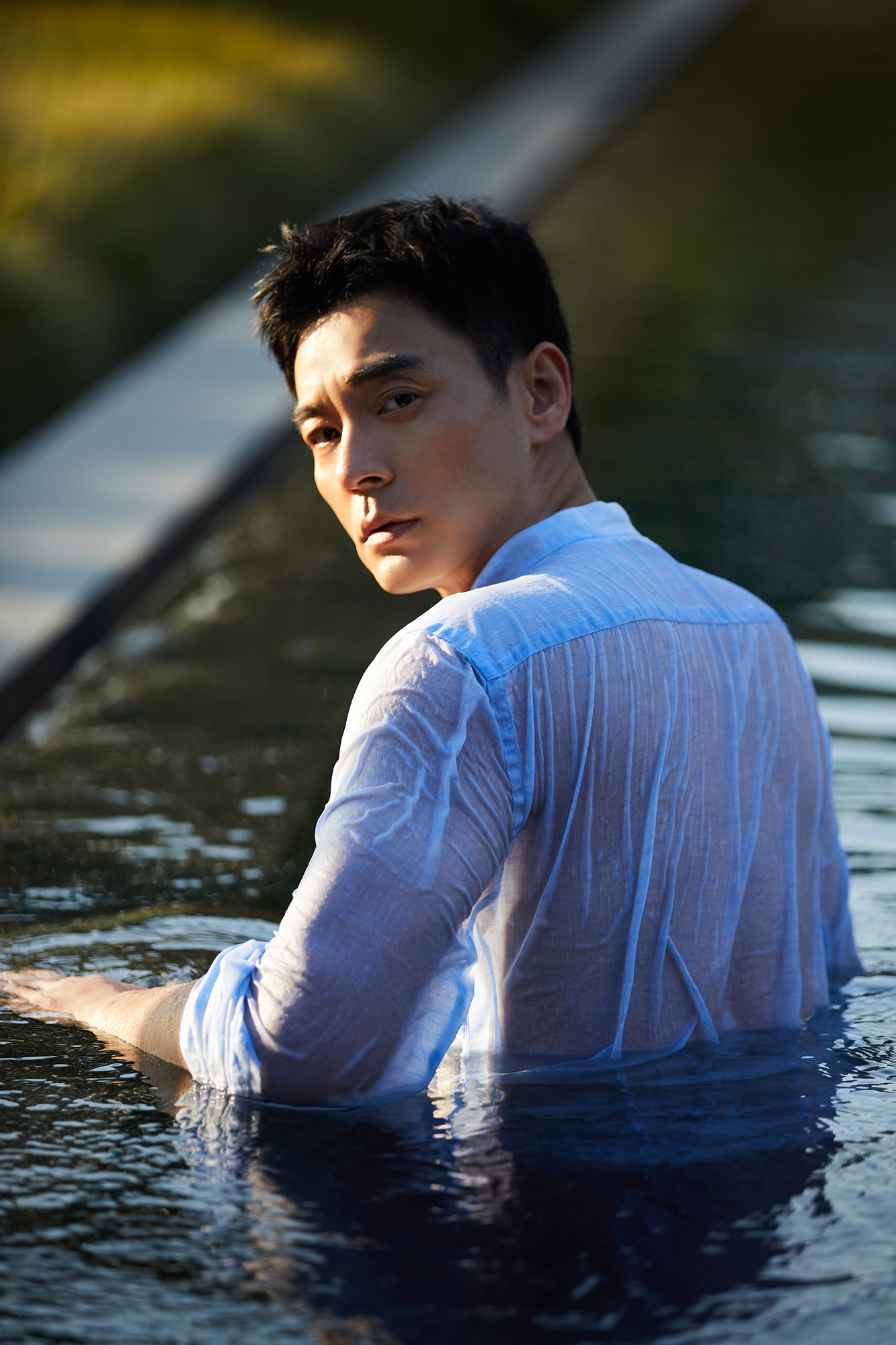 李光洁夏日清凉大片释出 硬朗线条凸显好身材__凤凰网