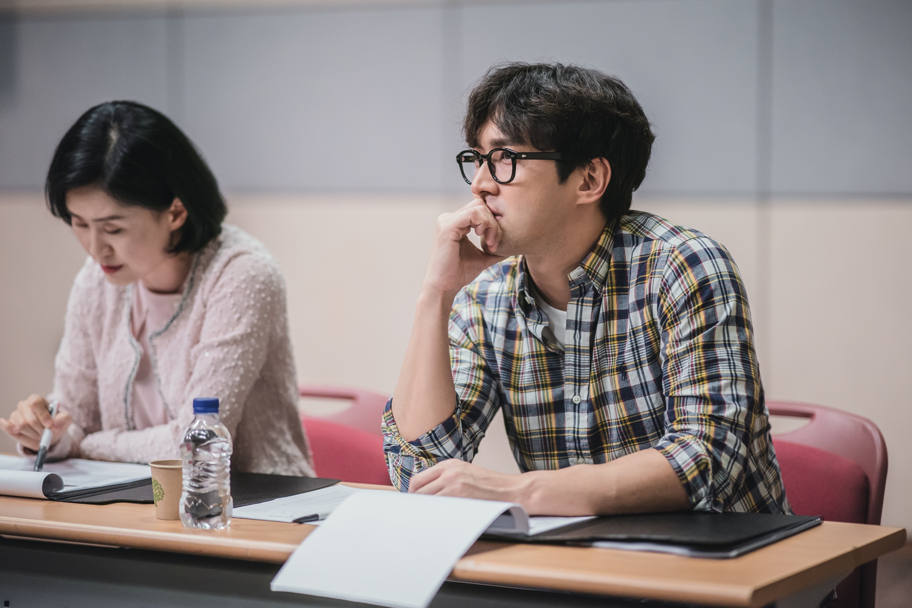 酒鬼都市女人们崔始源图片