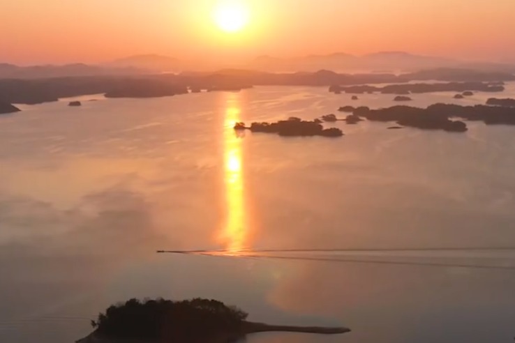 江西九江：庐山西海风光如画