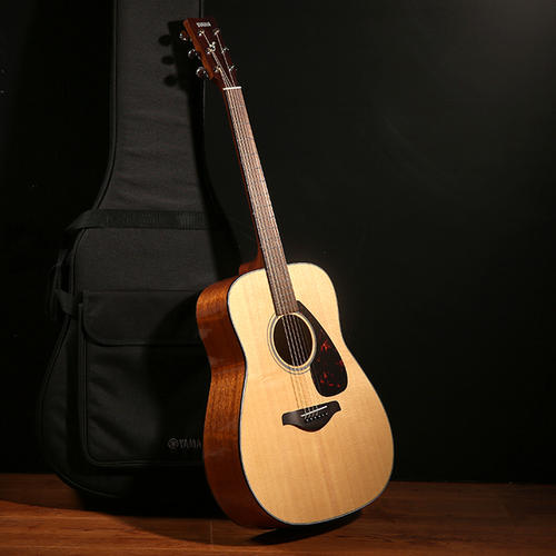 雅马哈fg830 参考价格 2499元