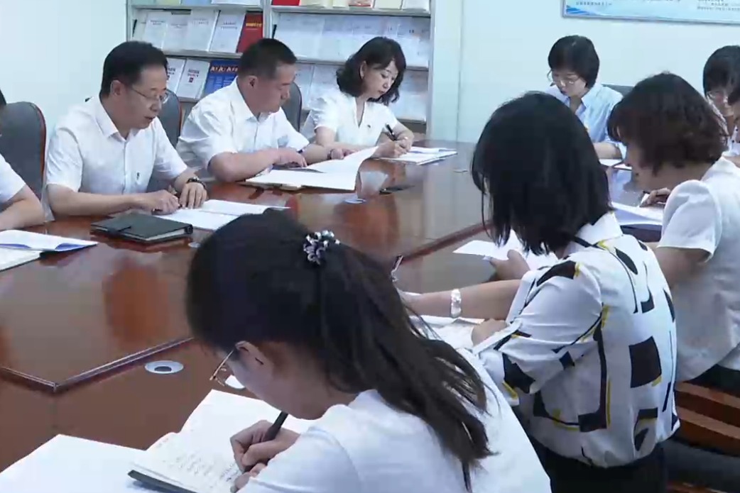 以政领财、以财辅政，夯实财政机关鲜明政治本色