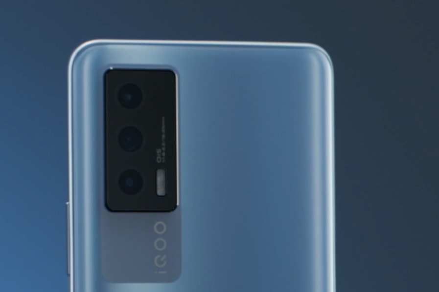 iQOO Neo5：这手机打原神能到120帧？