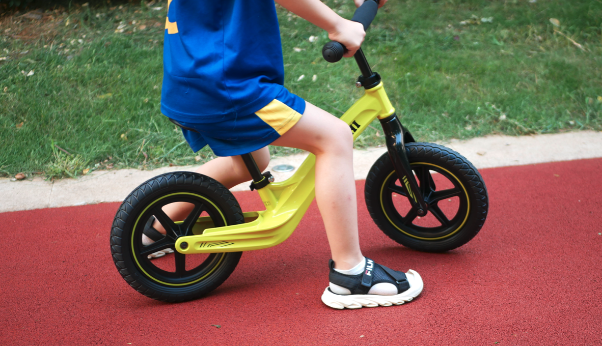 风一样的少年酷骑儿s3平衡车真的很哇塞