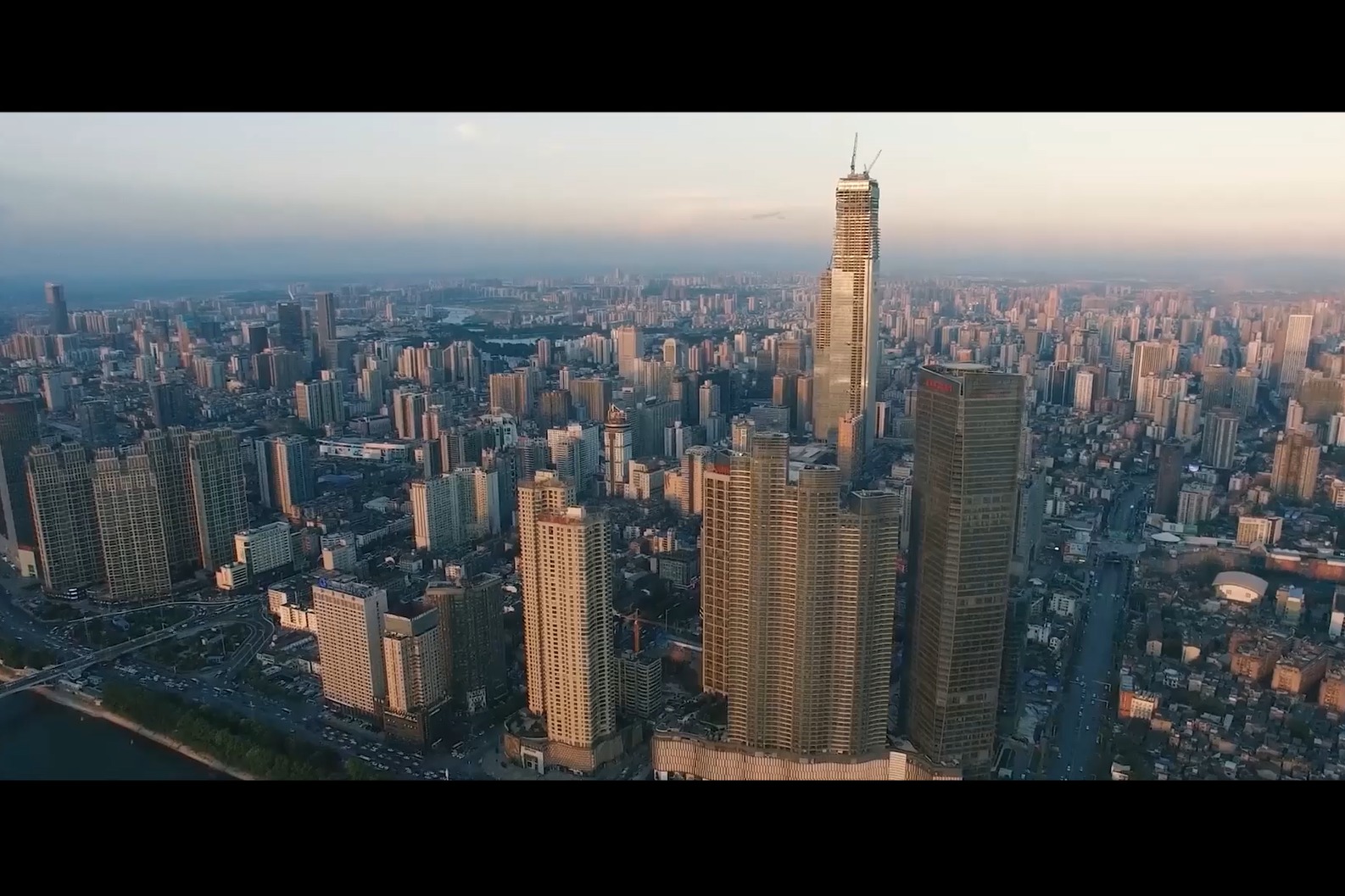 ”红色天心有力量“——坡子街街道八角亭社区