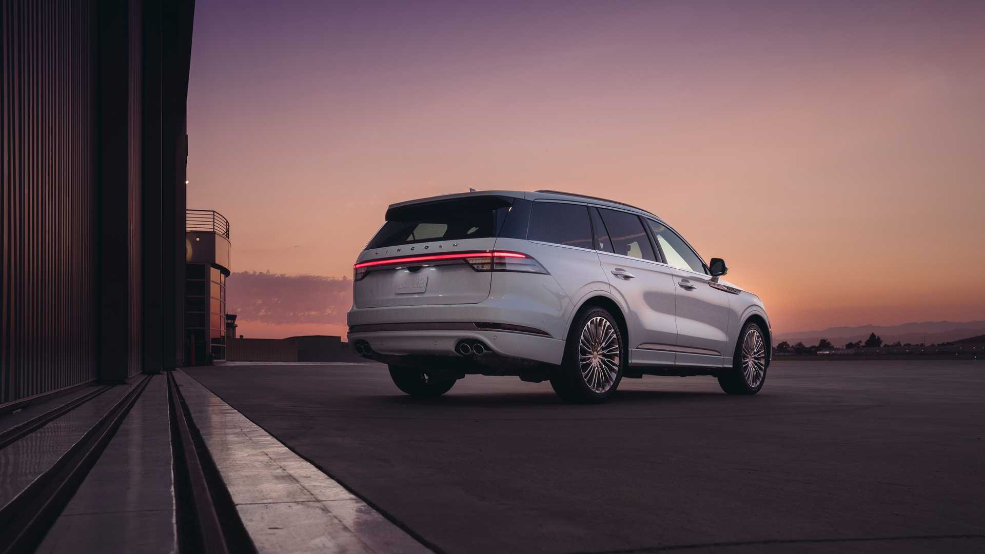 林肯全新shinola飞行家概念车官图发布8月13日圆石滩车展亮相