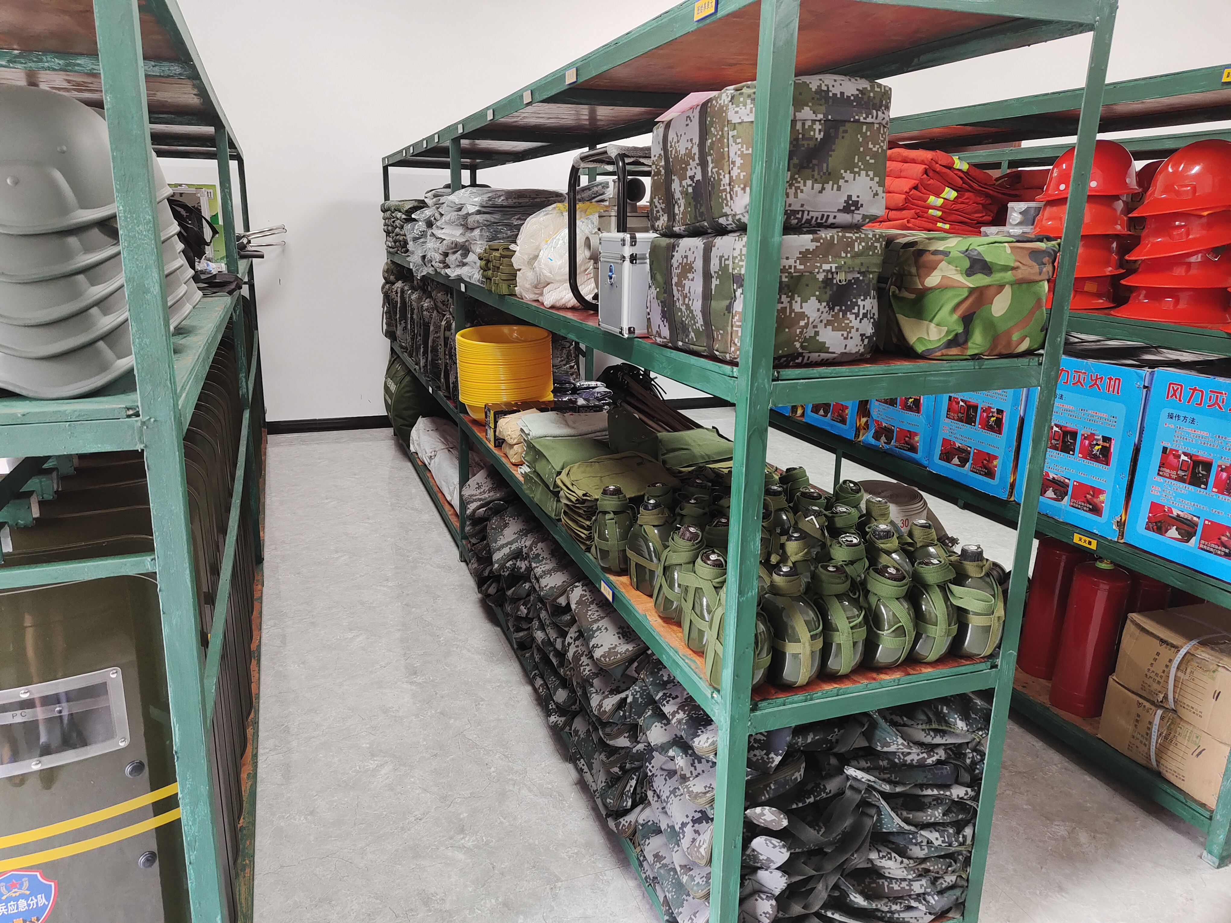 武隆区白云乡:升级改造民兵仓库正规化建设