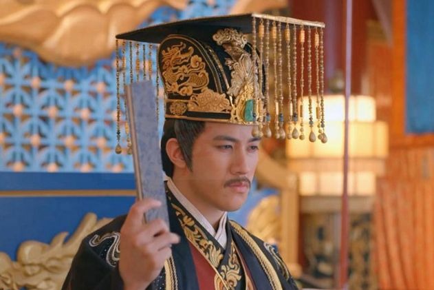 李治是被武则天操纵的懦弱君主吗?7月15日649年唐高宗登基称帝 _凤凰网