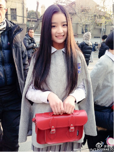 00后小花柴蔚写真释出原来小芈月长大了这么美