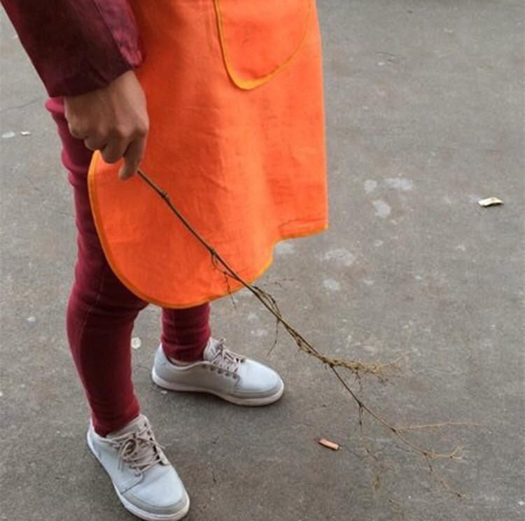 现代社会当然不支持,但年长的人应该都记得小时候被老爸老妈用竹枝追