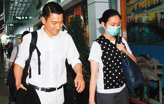 朱丽倩年轻时选美比赛旧照