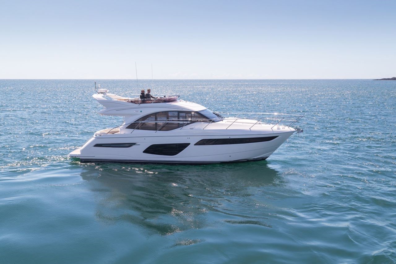 公主princess f50豪华游艇,带给你非凡的水上生活体验!__凤凰网