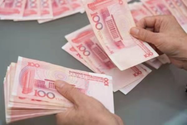 男子嫌银行服务差怒取500万，起因竟是没戴口罩？