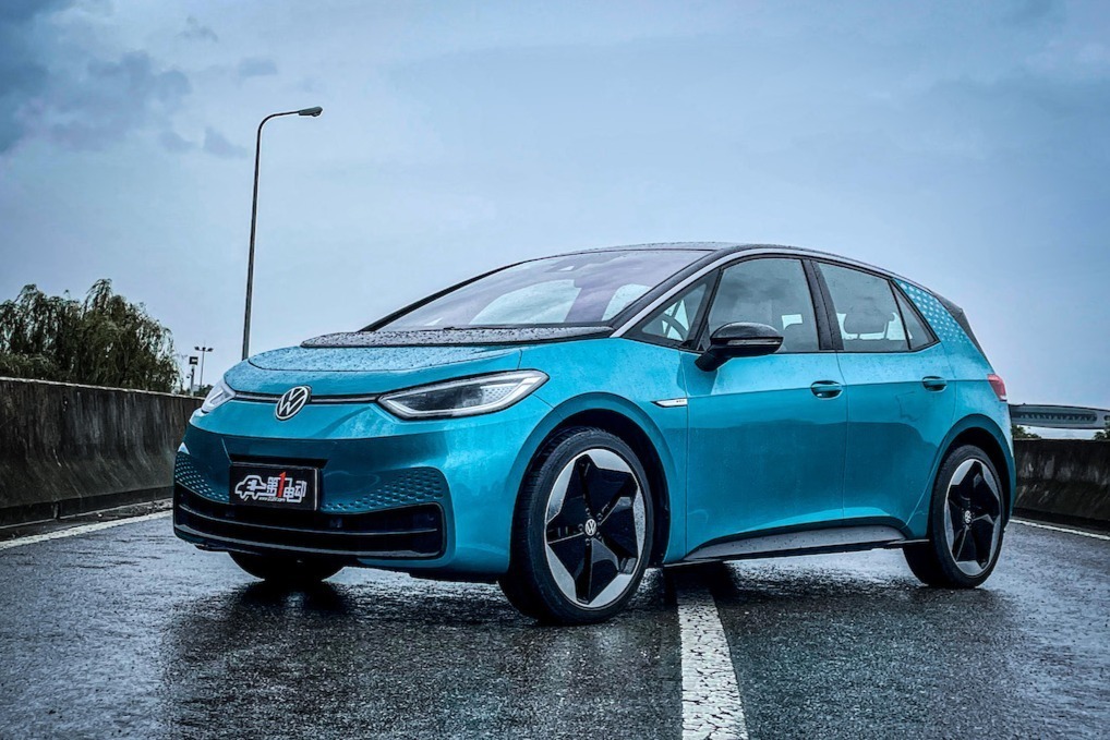 首试上汽大众ID.3 底盘高级、转向精准、质感出色