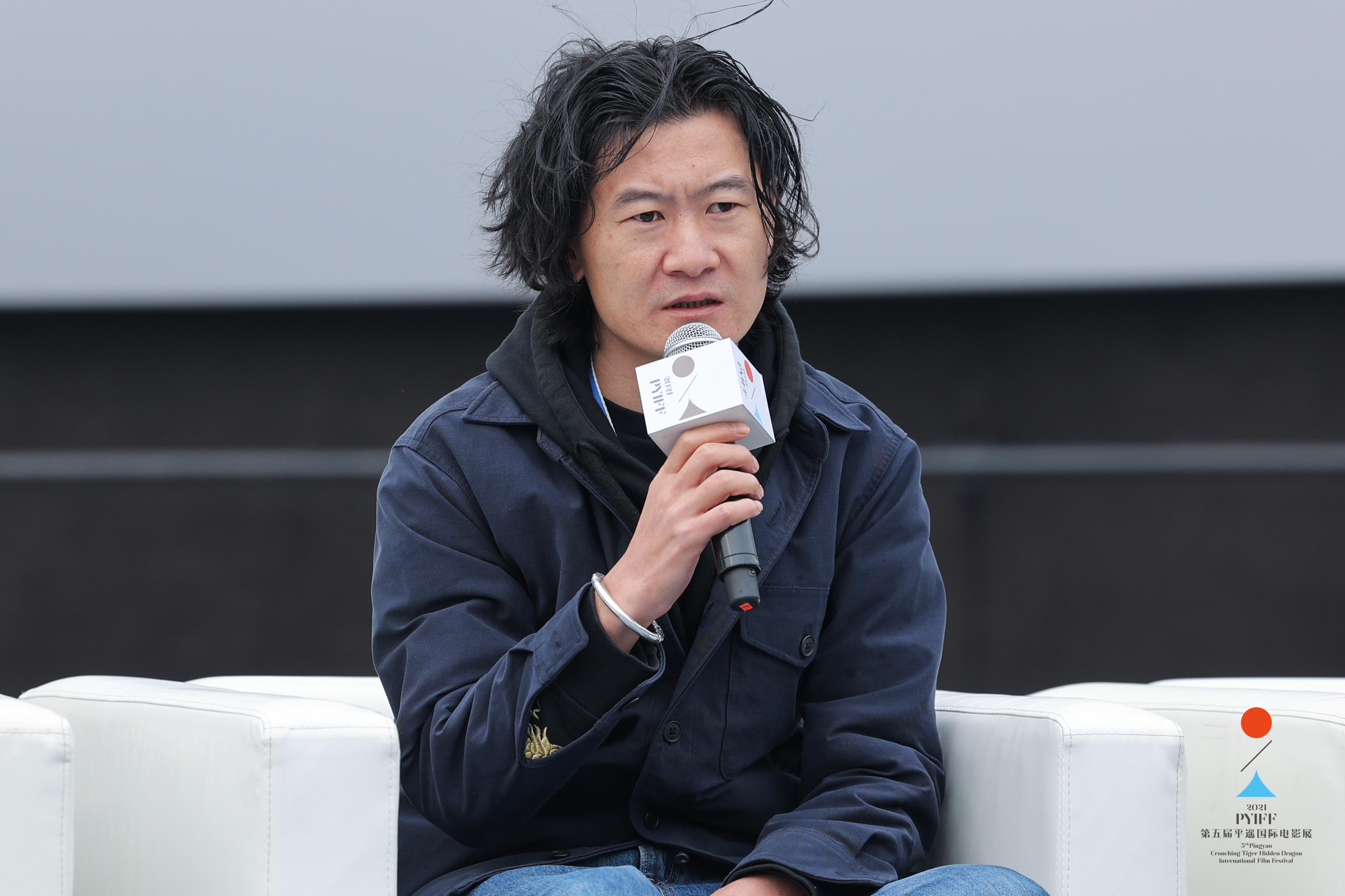 作为拥有真实山西乡村体验经历的创作者,导演大飞谈到:"认为农村是更