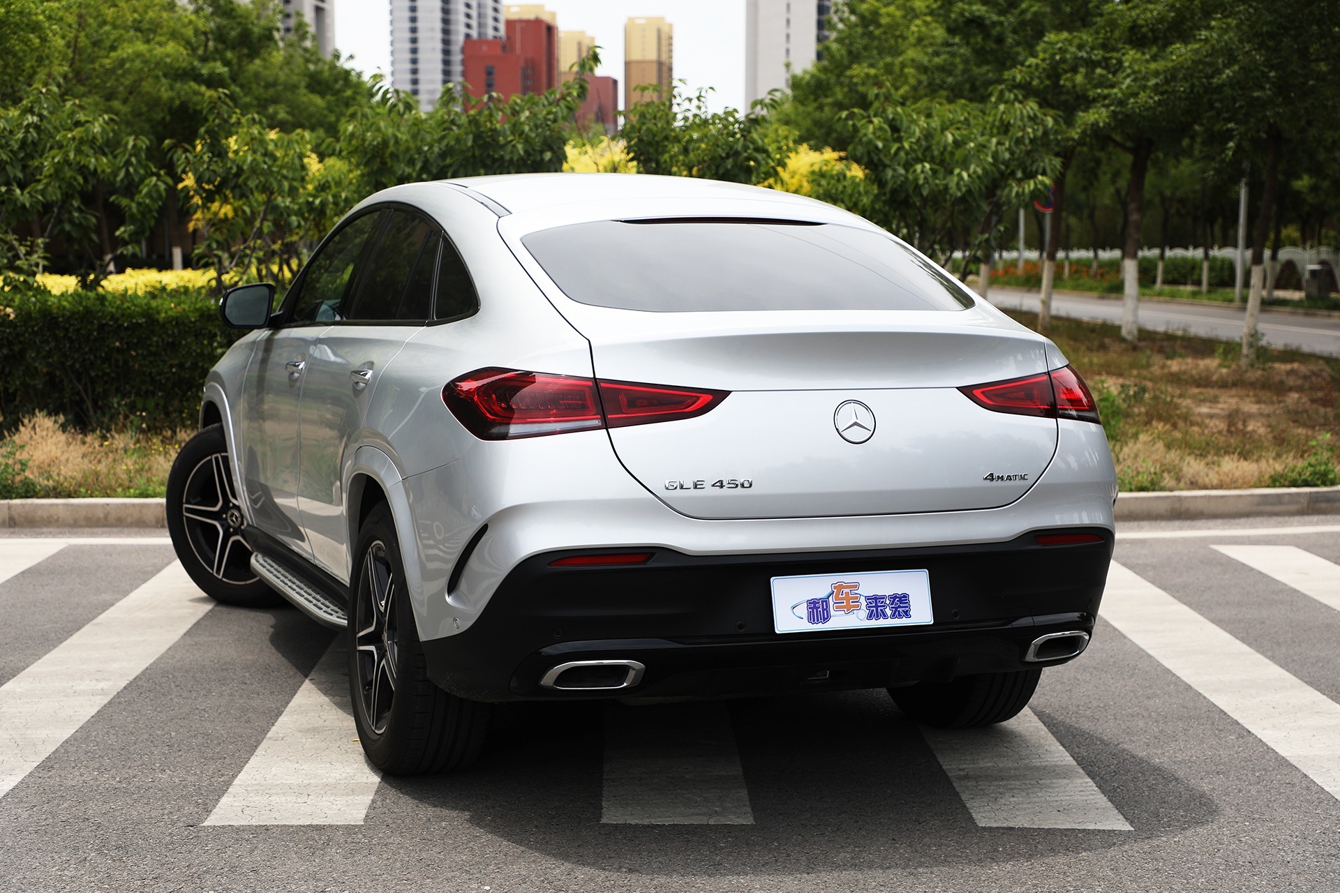 宝马X6最强对手，2.0T高配不到83万落地，奔驰GLE轿跑SUV导购解析