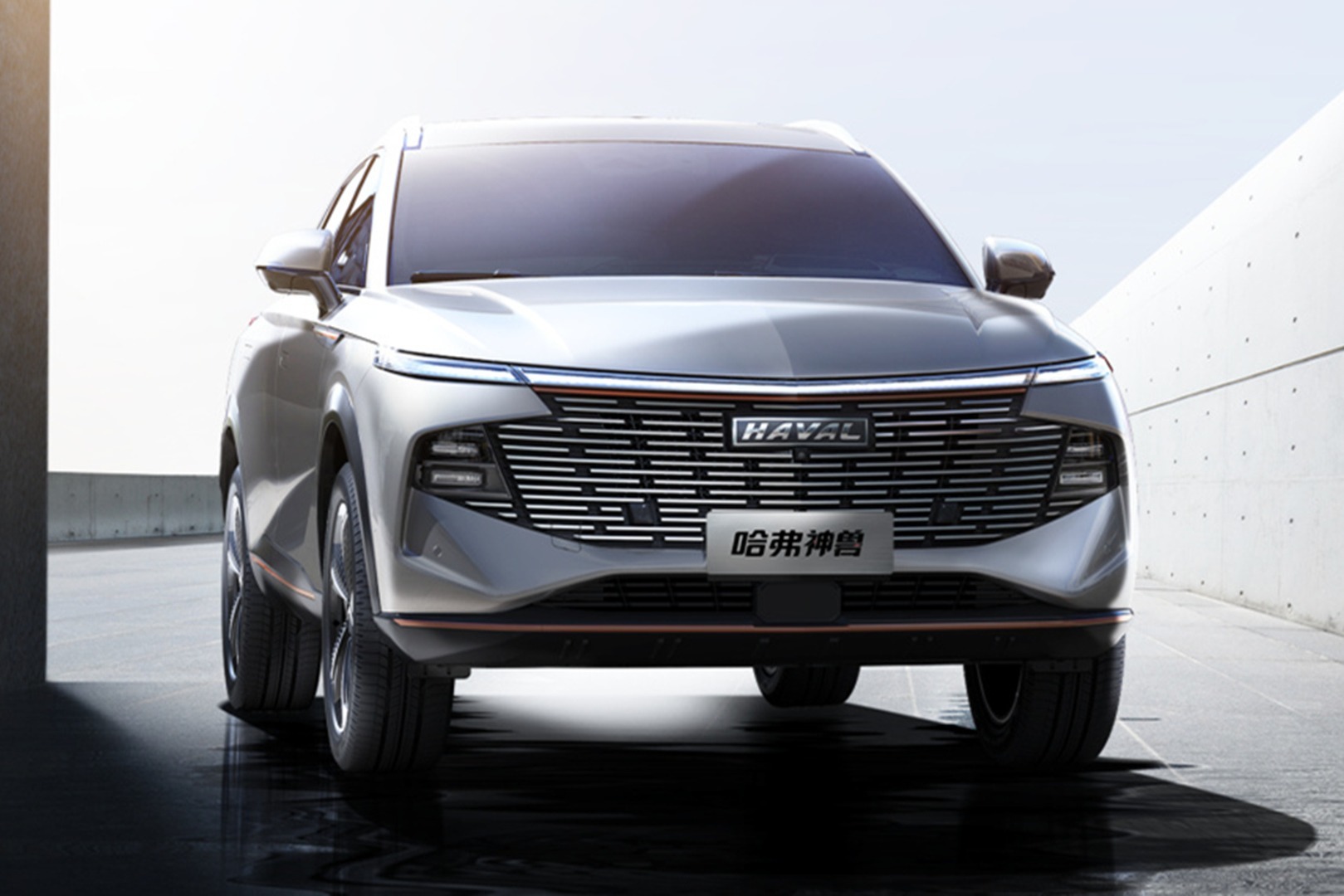 定位高于哈弗H6，采用怀挡设计，哈弗神兽了解下