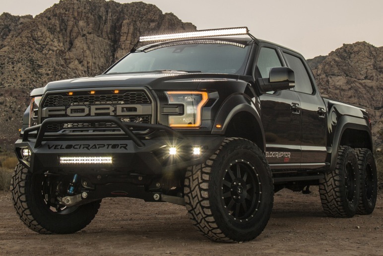 罕见六驱皮卡，20多万引擎，一脚油门爆1200Ps，不愧“性能怪兽”