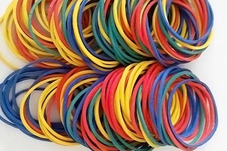 彩色橡胶制品应该如何选择原料?__凤凰网