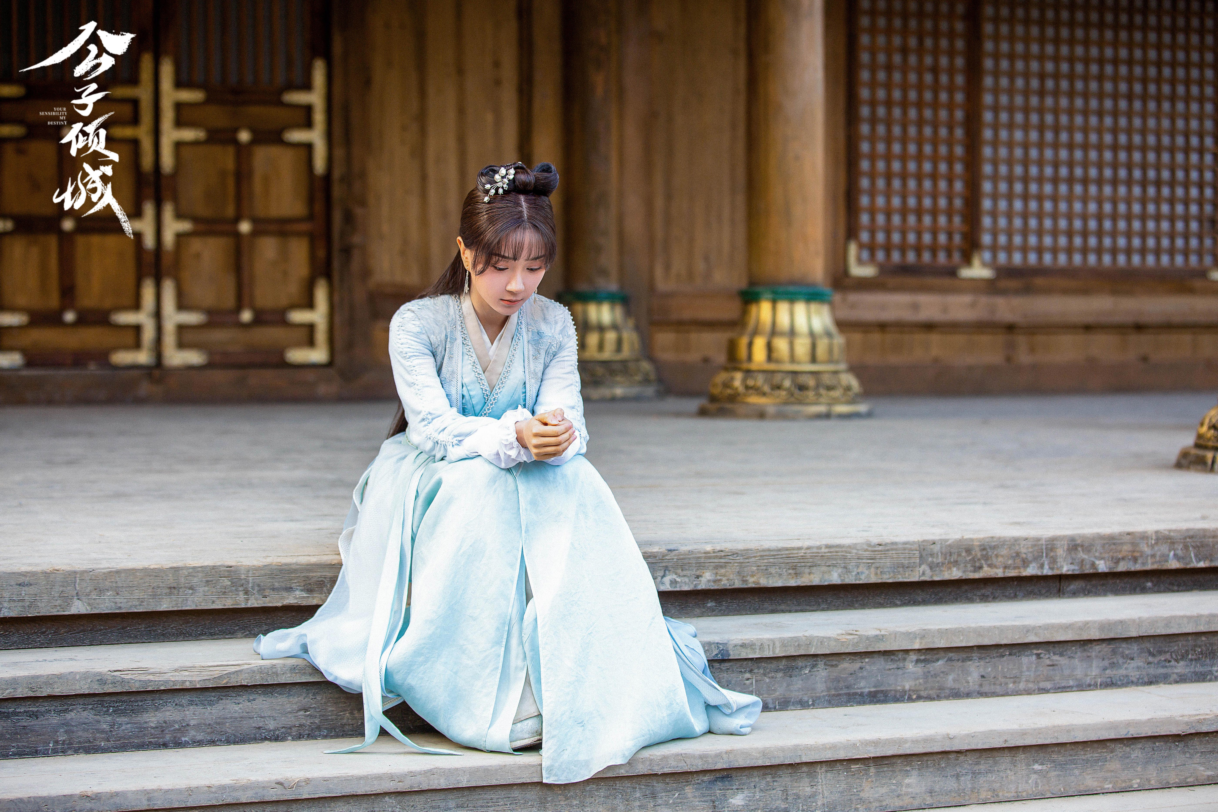 林池(卜冠今 饰)差点失败,林池灵机一动,互换感知打败姬定岳(聂子皓