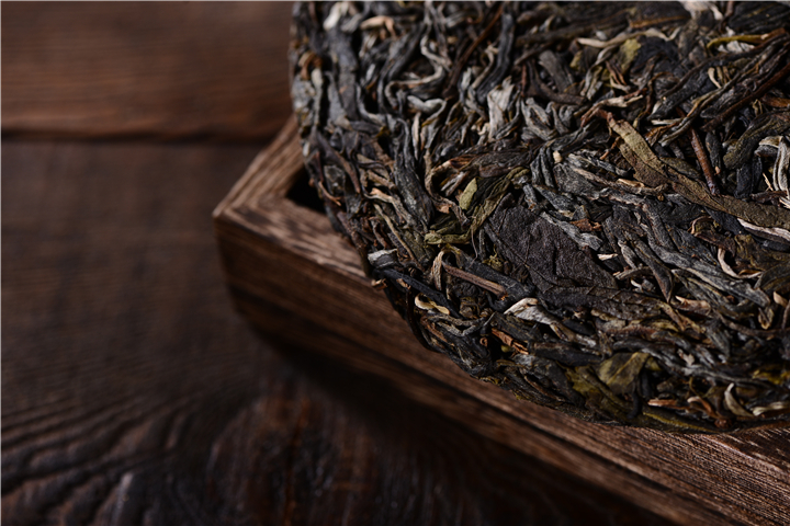 普洱茶上白白的,是"白霜"还是"发霉"?__凤凰网