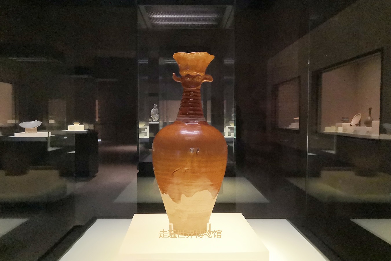 中国古代瓷器珍宝——辽代黄釉凤首瓶，首都博物馆藏