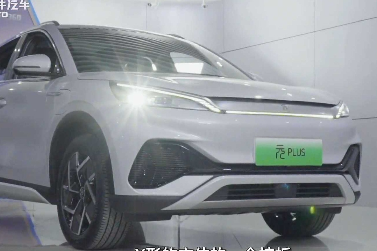 轴距长过RAV4，质感堪比20万级！预计13万起的元PLUS，不香吗