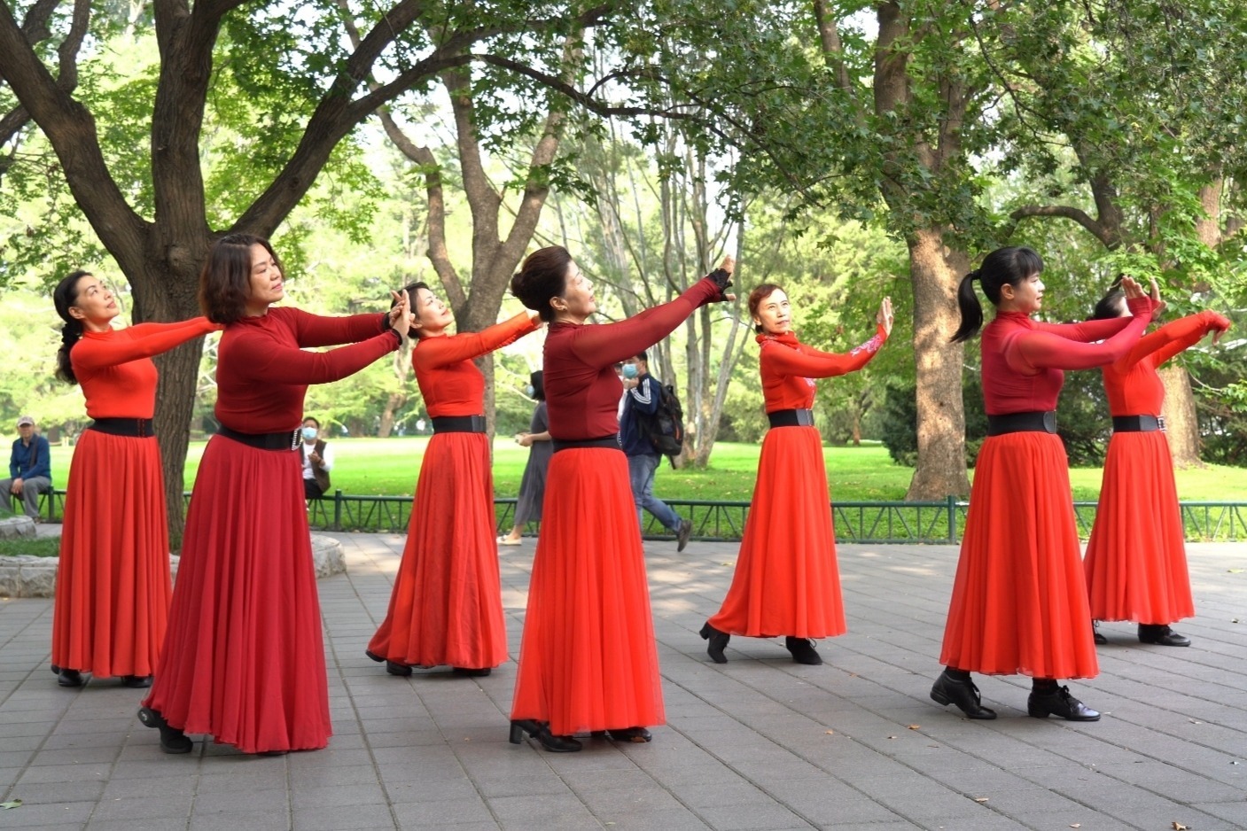 蒙古舞图片,蒙古舞造型图片,傣族舞图片_大山谷图库