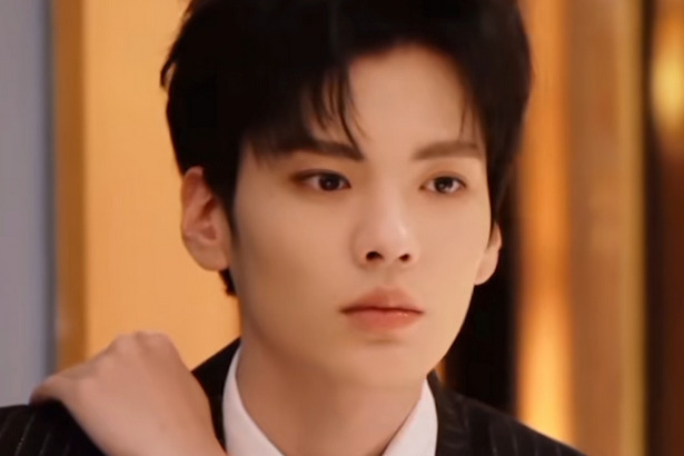 李一桐毕雯珺回应恋情传闻 双方均发文澄清：只是好友聚餐