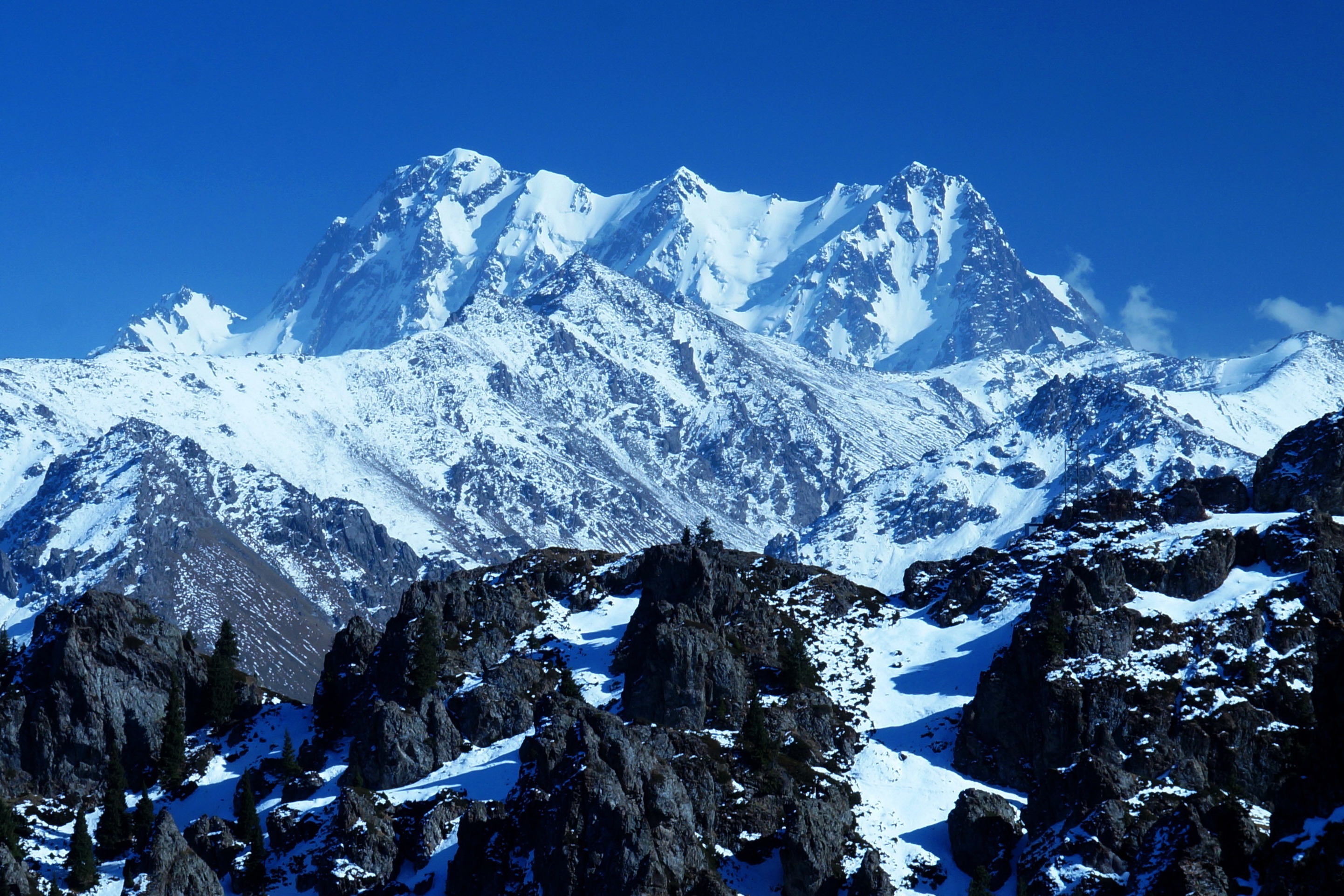 看博格达峰最佳观景地图片
