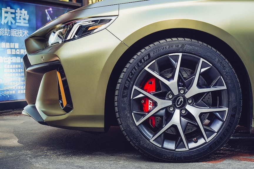 升级刹车系统改装【案例】传祺影豹前后轮升级TEI刹车套件