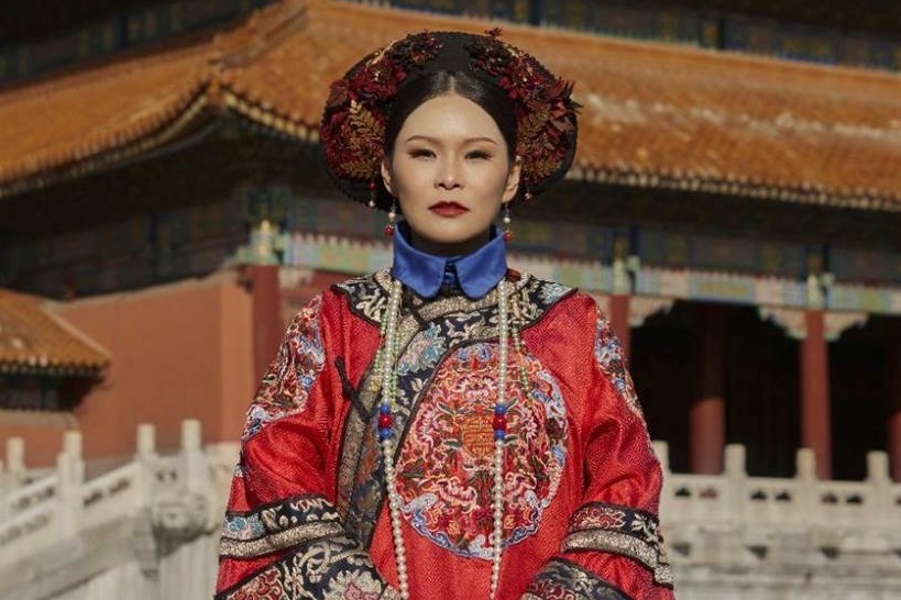 44岁歌手周慧近照曝光,娘娘造型游览故宫气场十足_凤凰网