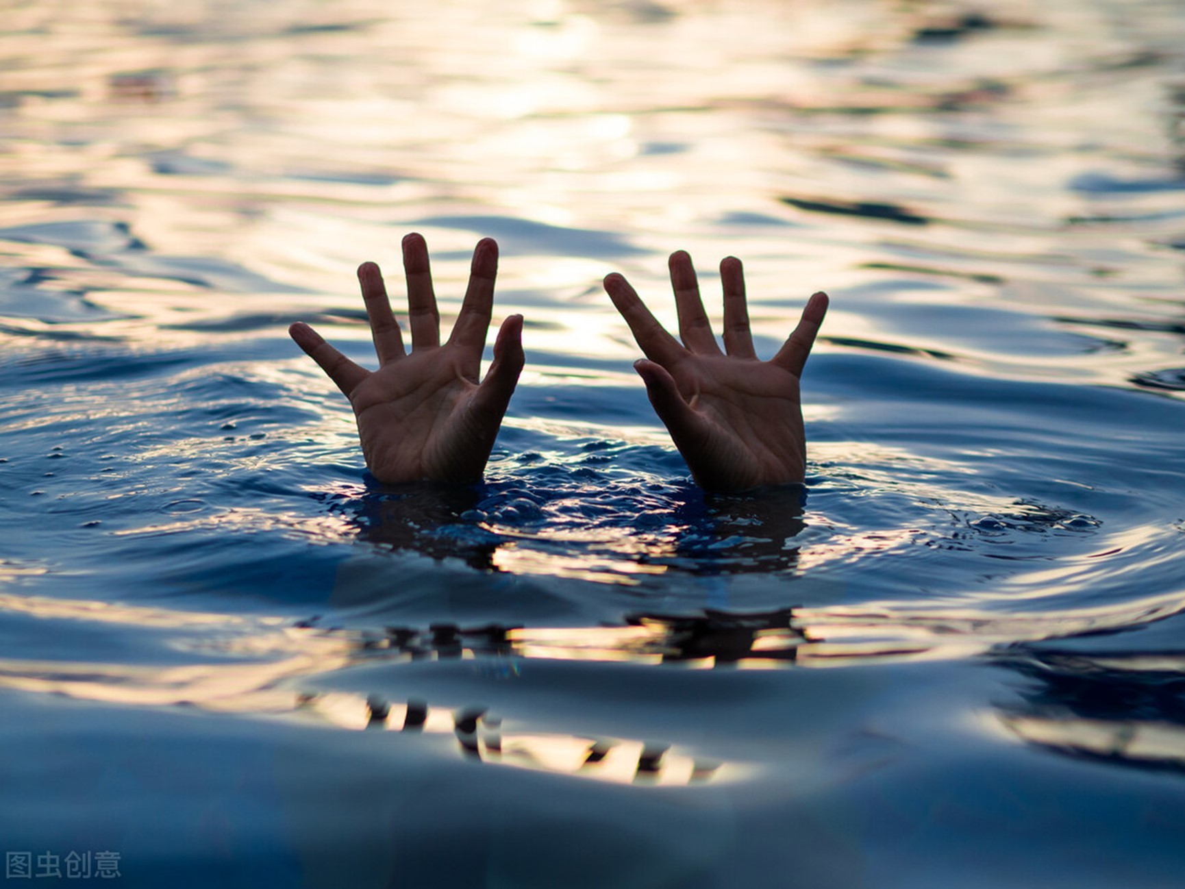 悲痛！事发玉林某村，2个年轻人去水库钓鱼游泳，不幸溺水身亡……_陆川