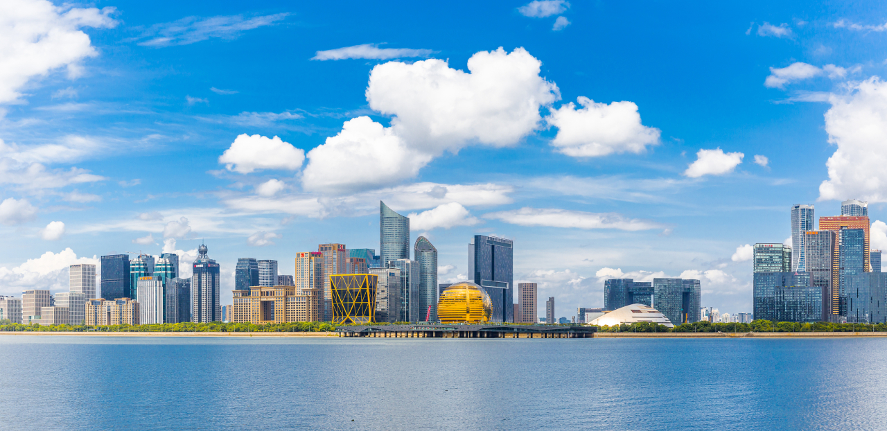 关于浙江高质量发展建设共同富裕示范区的几点思考与建议