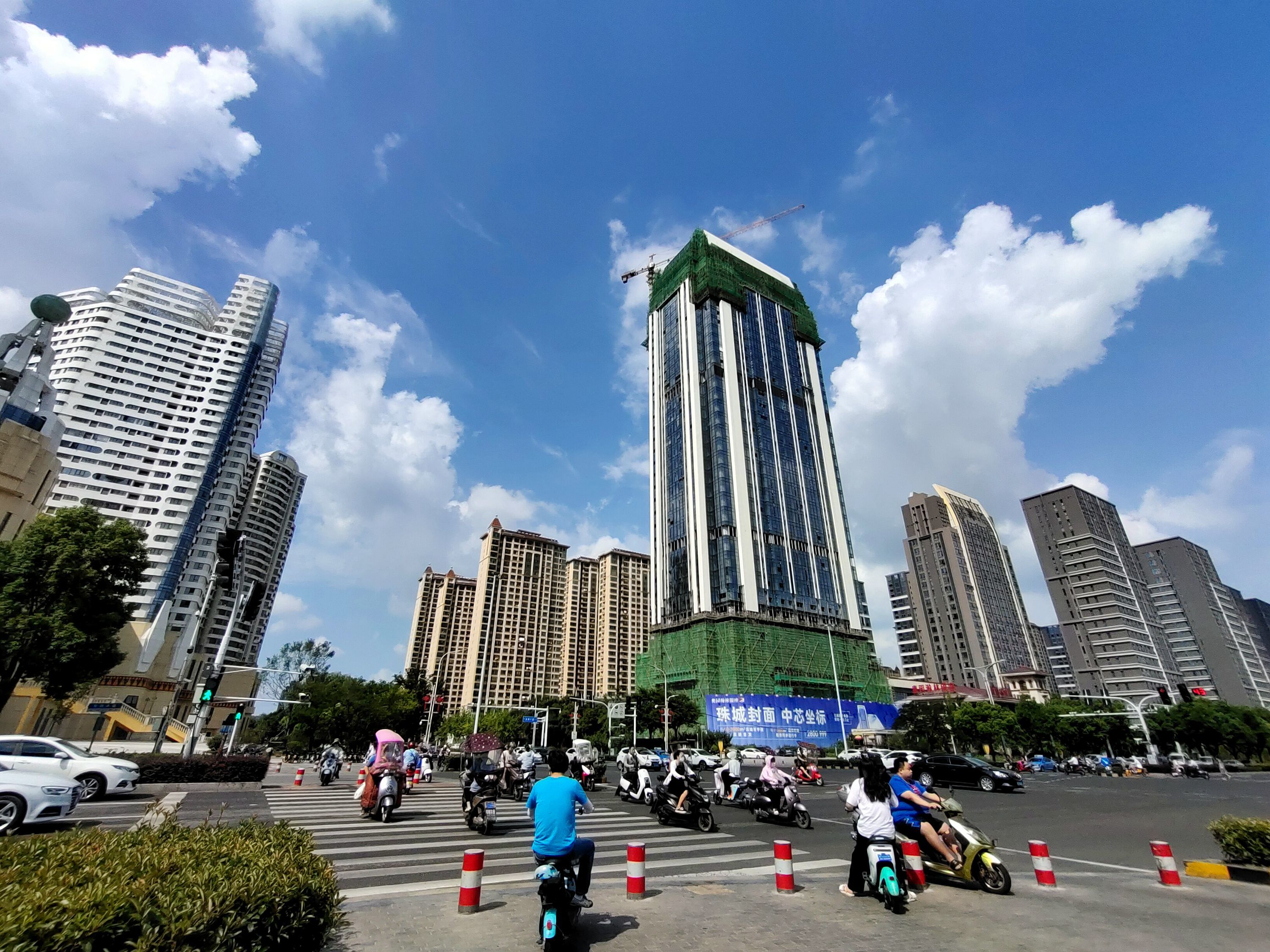 白云对珠城的诉说