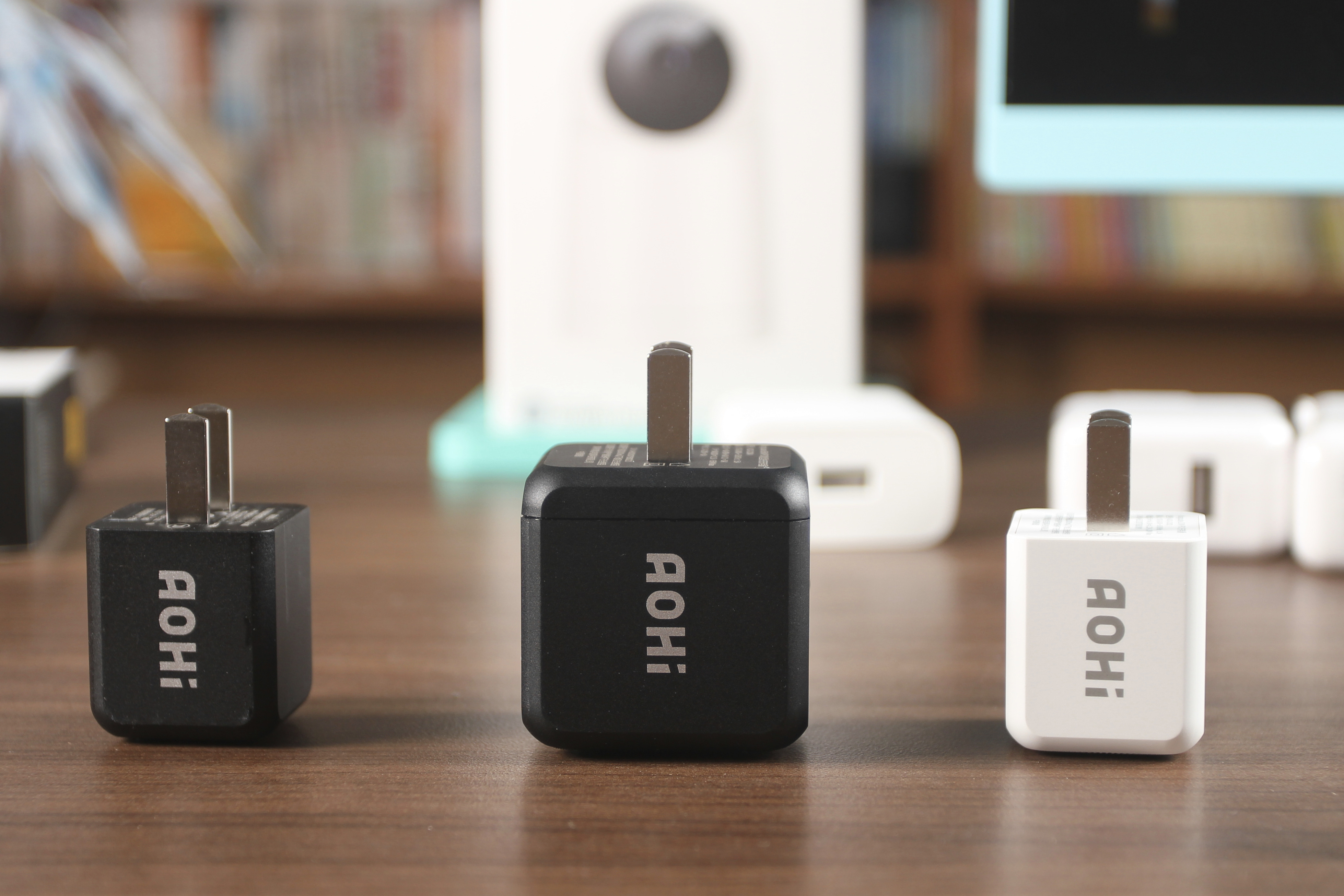 小米充电器供应商aiho推出65w氮化镓充电器,手机平板笔记本都能充