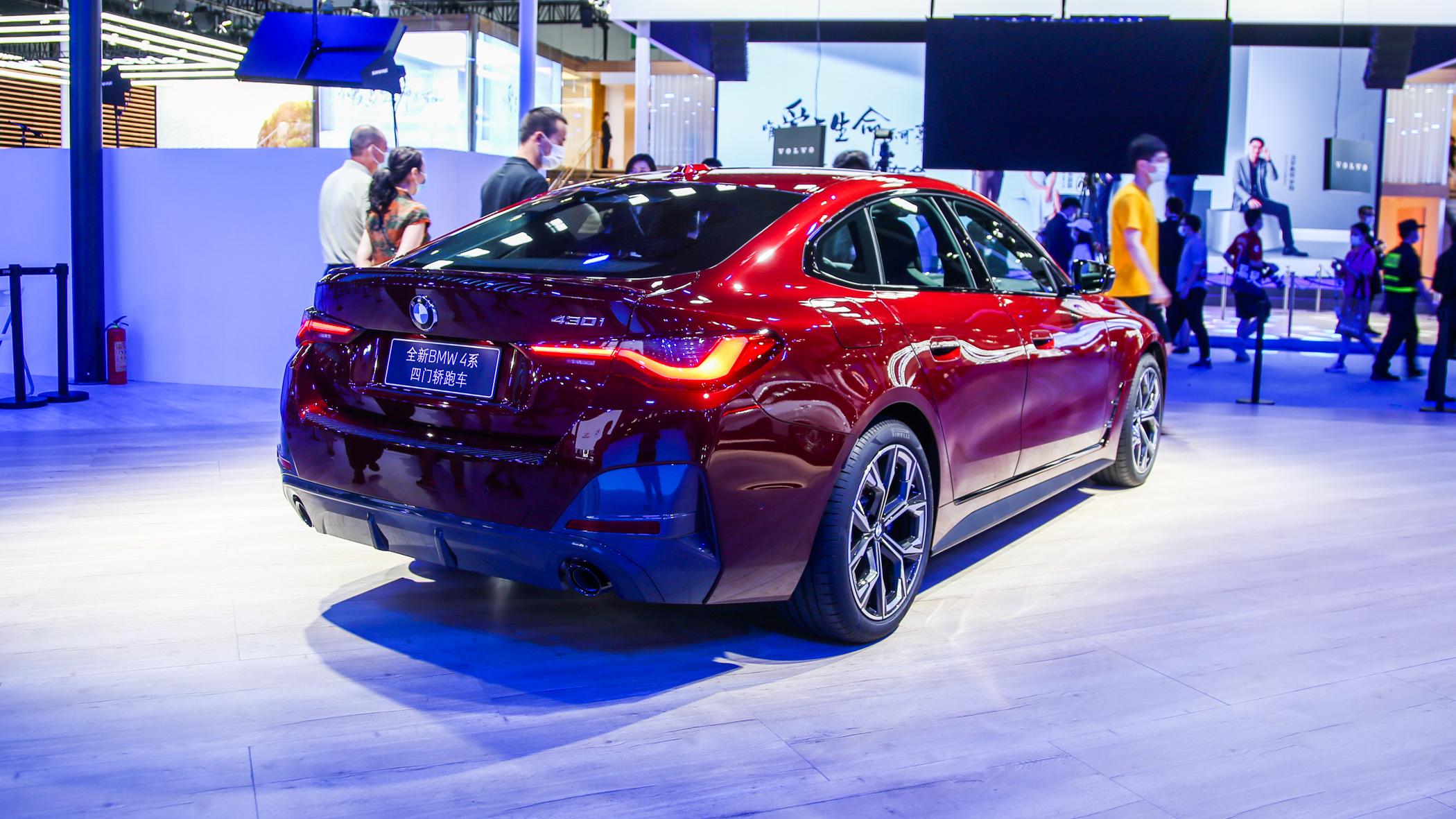 将大嘴进行到底成都车展实拍宝马m4雷霆版宝马4系四门轿跑