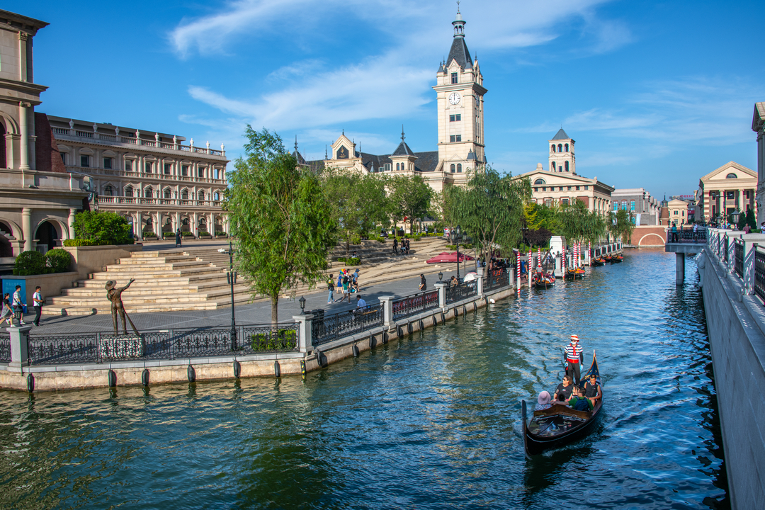 大连东方水城内有座世界音乐文化博物馆__凤凰网