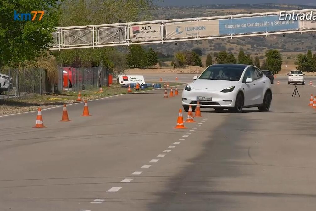 面对麋鹿测试，特斯拉Model Y的表现如何？