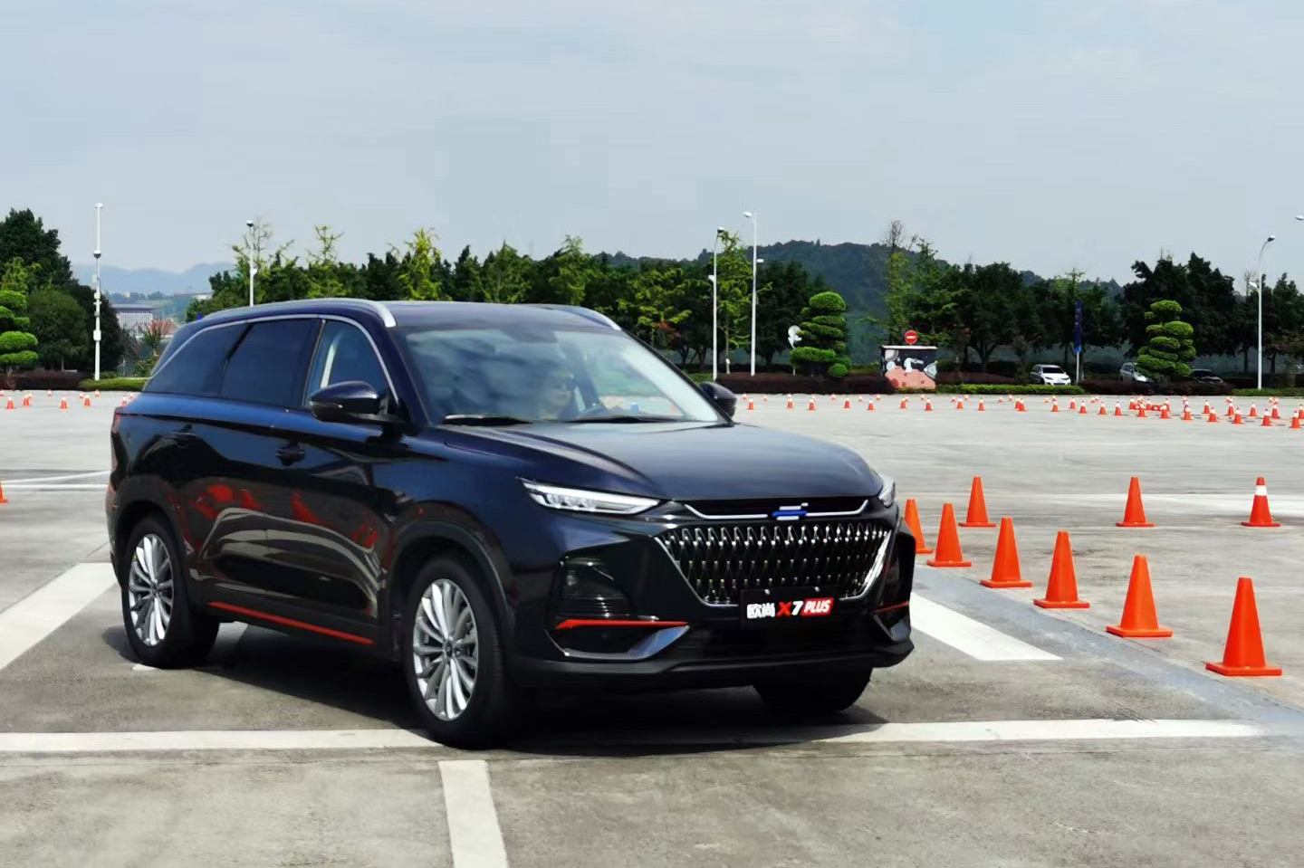 从里到外都是实力派试驾长安欧尚x7plus