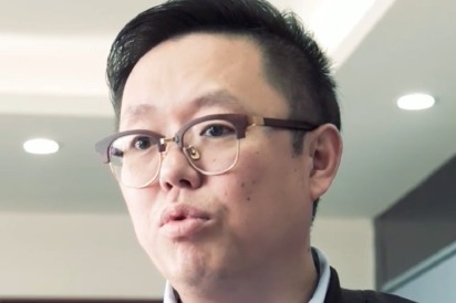 王总想成为他公司每一位员工的坚实的后盾~_凤凰网视频_凤凰网