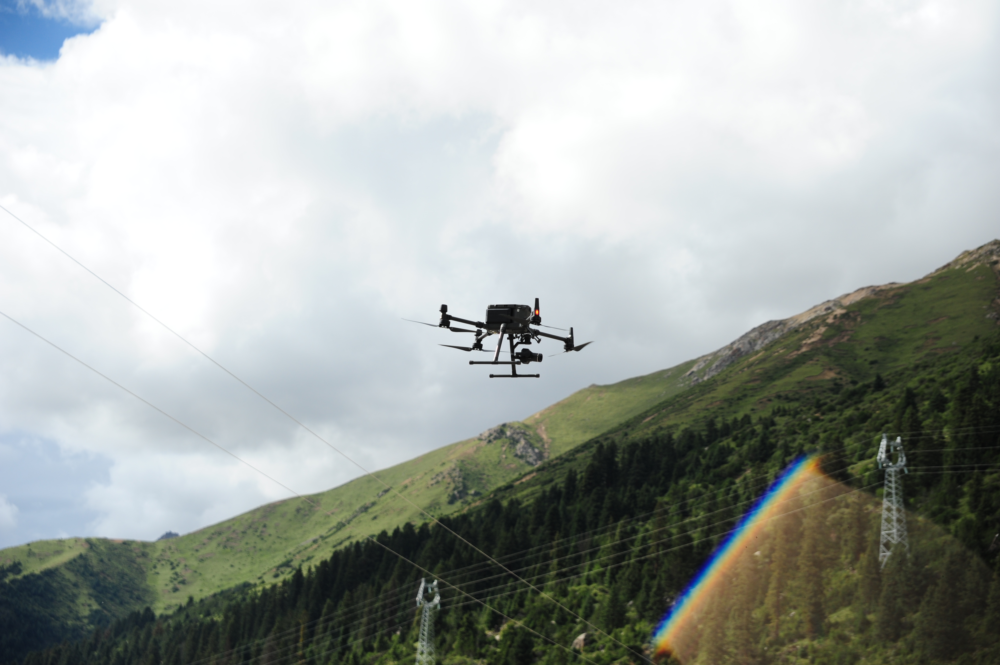 航测双利器快速拿下 0.5毫米超高分辨率贴近摄影测量项目__凤凰网