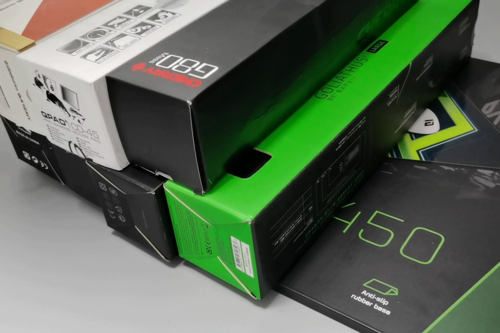 市面主流游戏鼠标垫中，谁最适合罗技狗屁王GPW鼠标