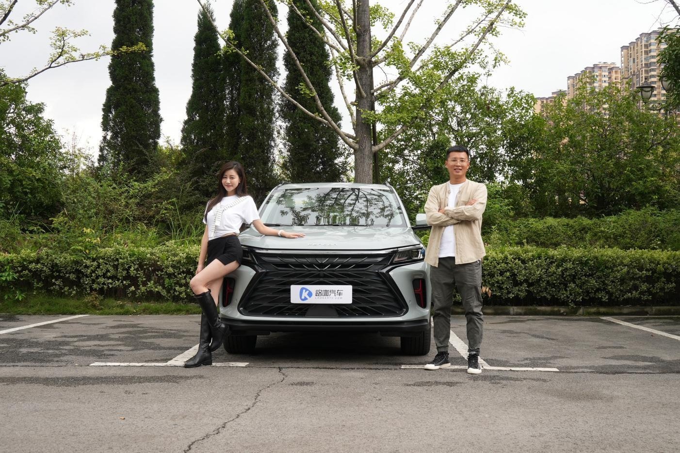 长途试驾6座SUV与5座有什么不同？风光新580体验报告分享