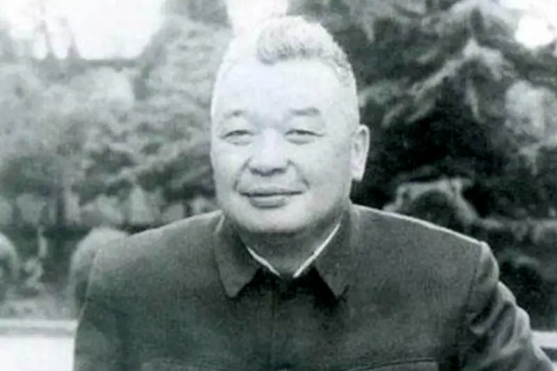 邓小平称哪位开国上将是好同志:我了解他_凤凰网
