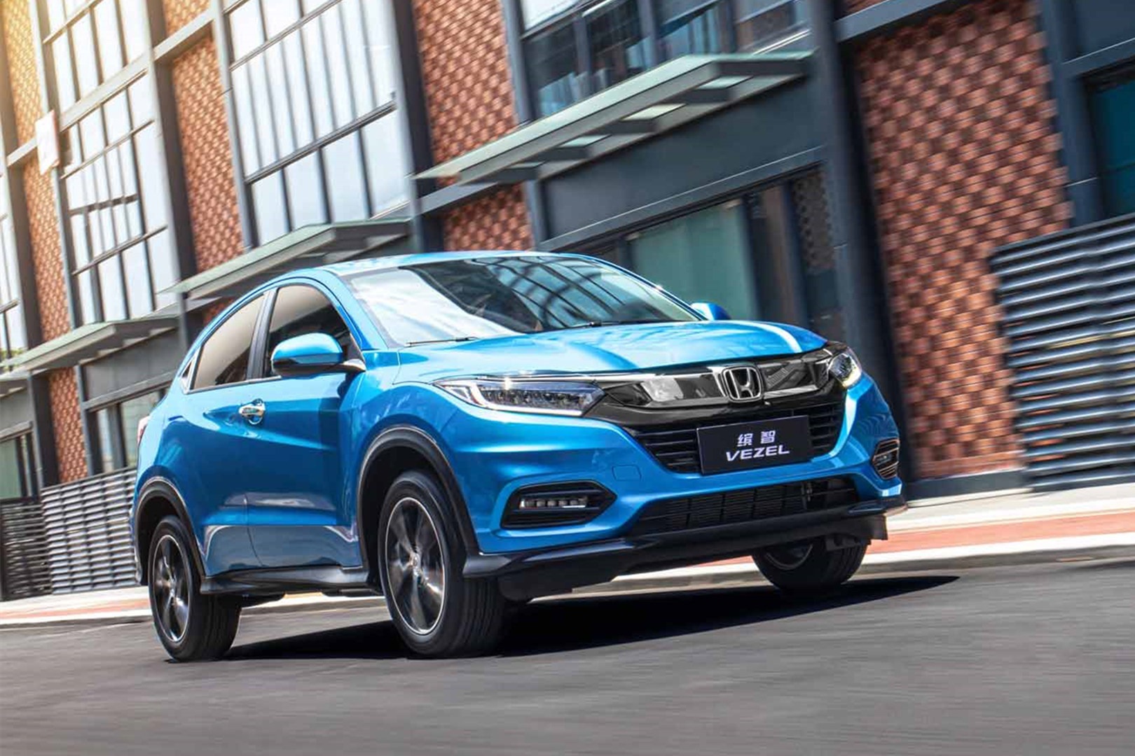 15万预算买SUV，本田缤智值得买吗？