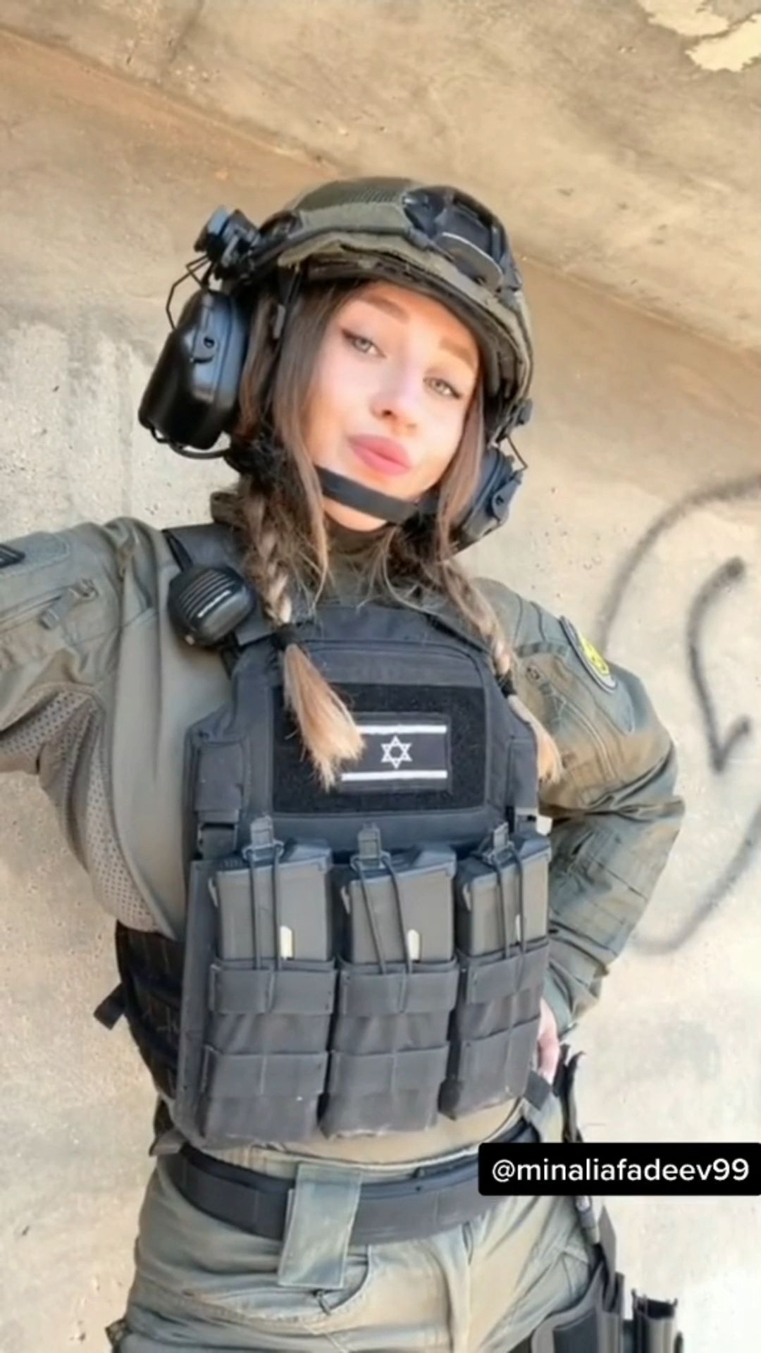 NO.3817131 柔軟而堅毅，以色列女兵的真實樣貌 – The Affairs 編集者新聞