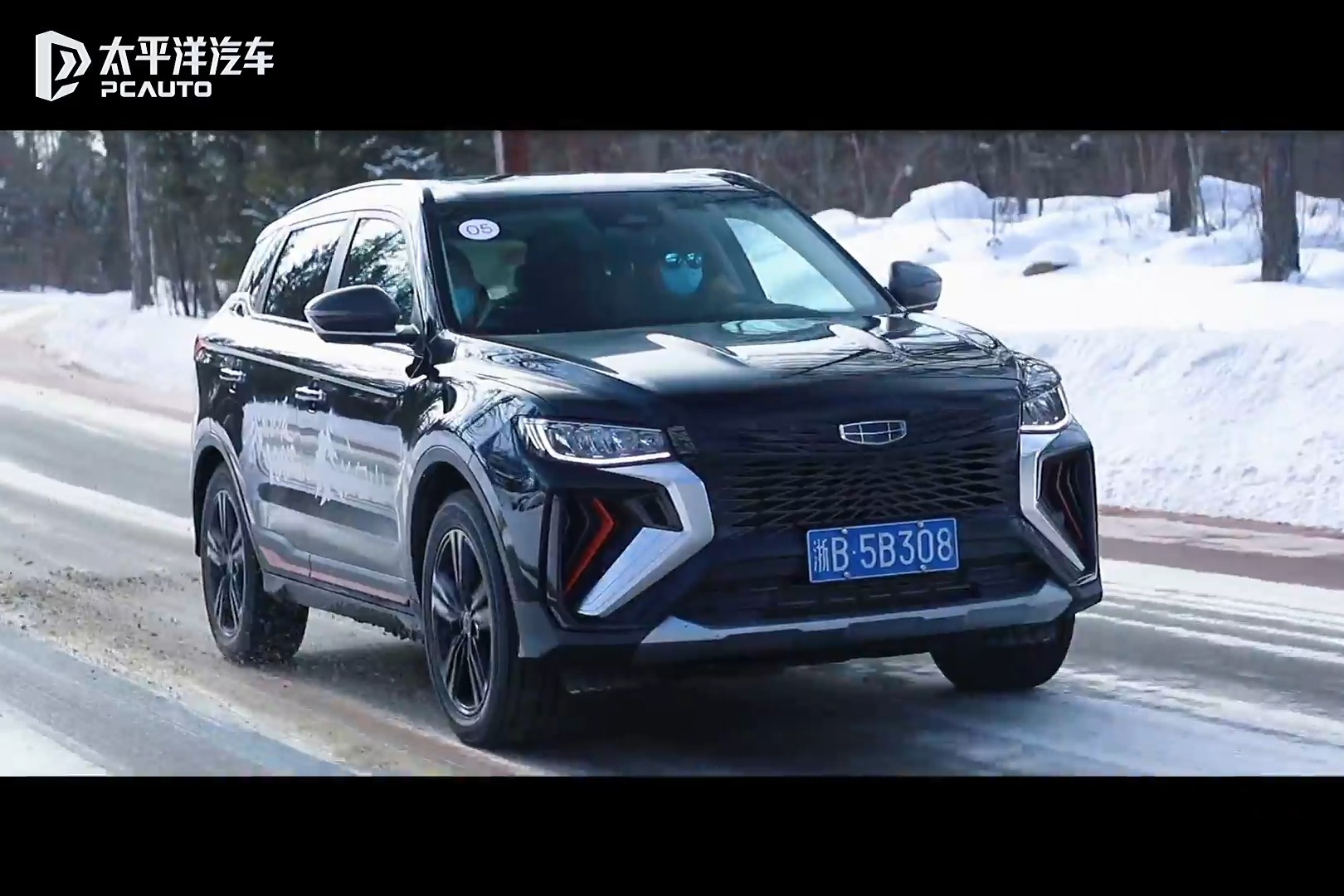 吉利太给力了！不到10万的SUV，宝马3系猛，比保时捷还爽？